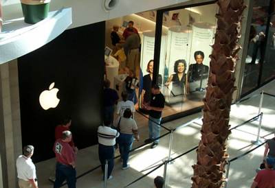 Apple Store, Mall at Millenia, Orlando Florida. 